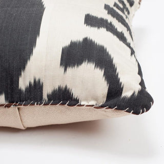 1.5x1.5 Bara Pillow